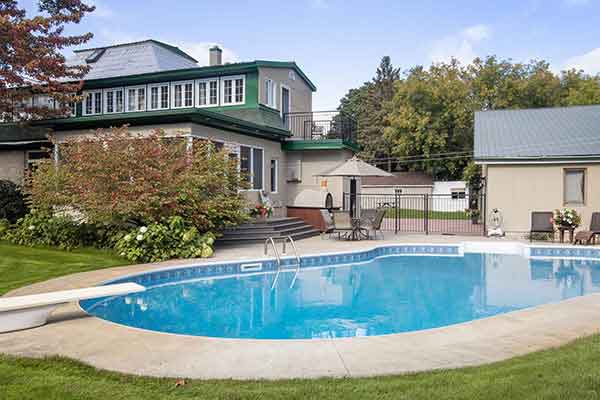 Golden Urban House For Sell Golden Urban House For Sell